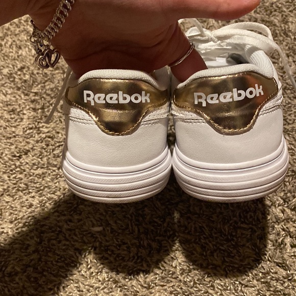 Reeboks - Picture 4 of 4